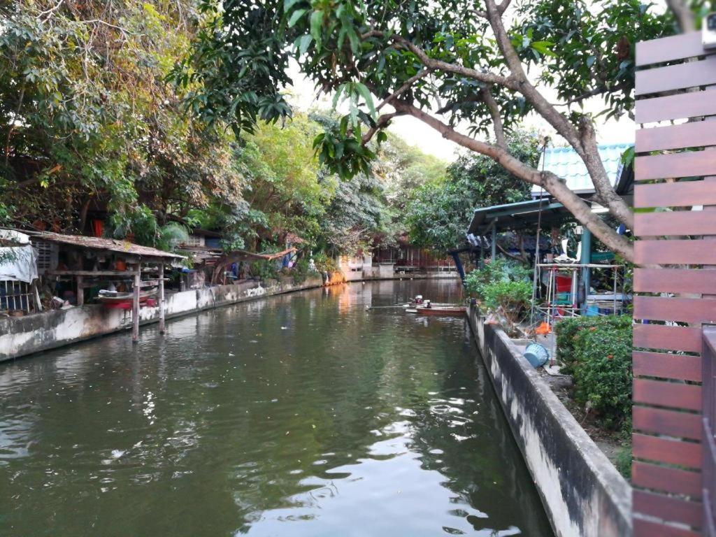 Hotel Aiims Tales Canal Boutique House Bangkok Exterior foto